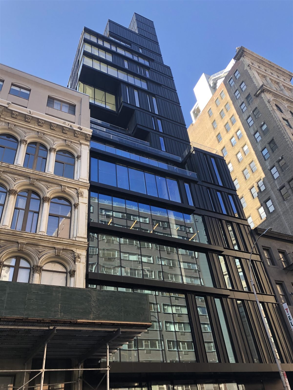 809 Broadway, New York City, United States